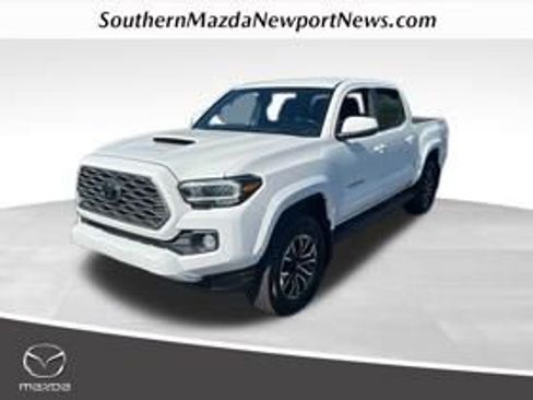 Used 2021 Toyota Tacoma TRD Sport w/ Technology Package AWD/4WD image 1