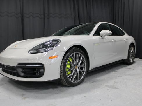 Used 2023 Porsche Panamera 4S image 13