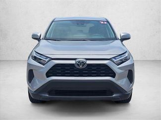Used 2023 Toyota RAV4 LE FWD video 2