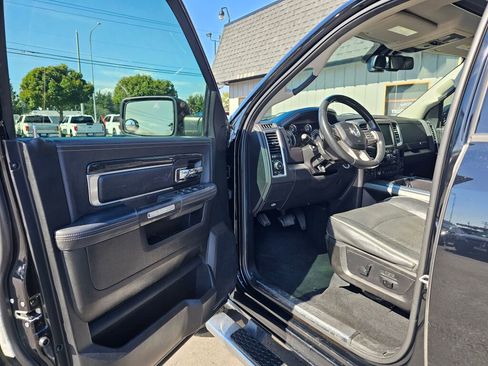 Used 2014 RAM 1500 Limited AWD/4WD image 22