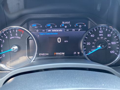 Used 2021 Ford Expedition XLT AWD/4WD image 16