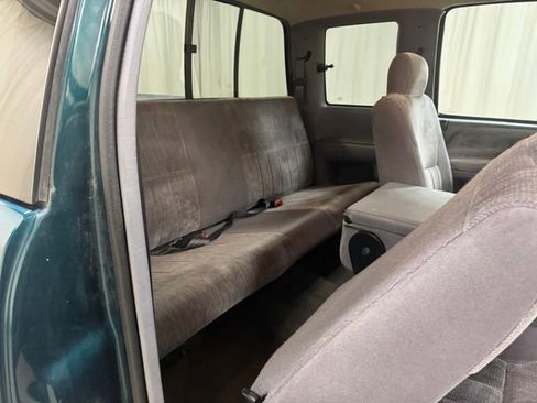 Used 1997 Dodge Ram 1500 Truck 4x4 Club Cab image 34
