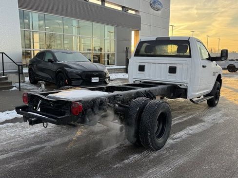 Used 2017 RAM 3500 Tradesman w/ Power & Remote Entry Group image 28