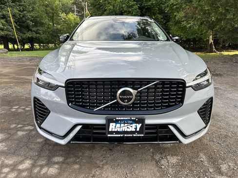 Certified 2025 Volvo XC60 T8 Plus w/ Protection Package Premier image 3