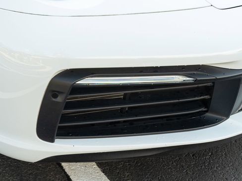 Used 2020 Porsche 911 Carrera 4S AWD/4WD image 10