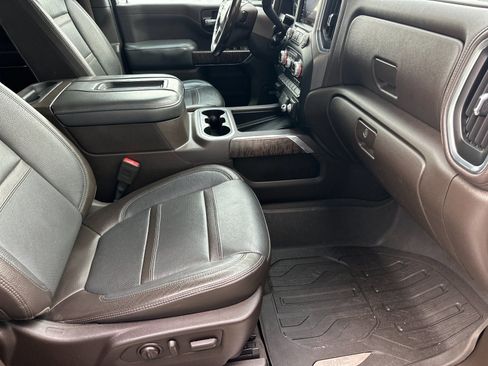 Used 2020 GMC Sierra 3500 Denali w/ Denali Ultimate Package AWD/4WD image 14