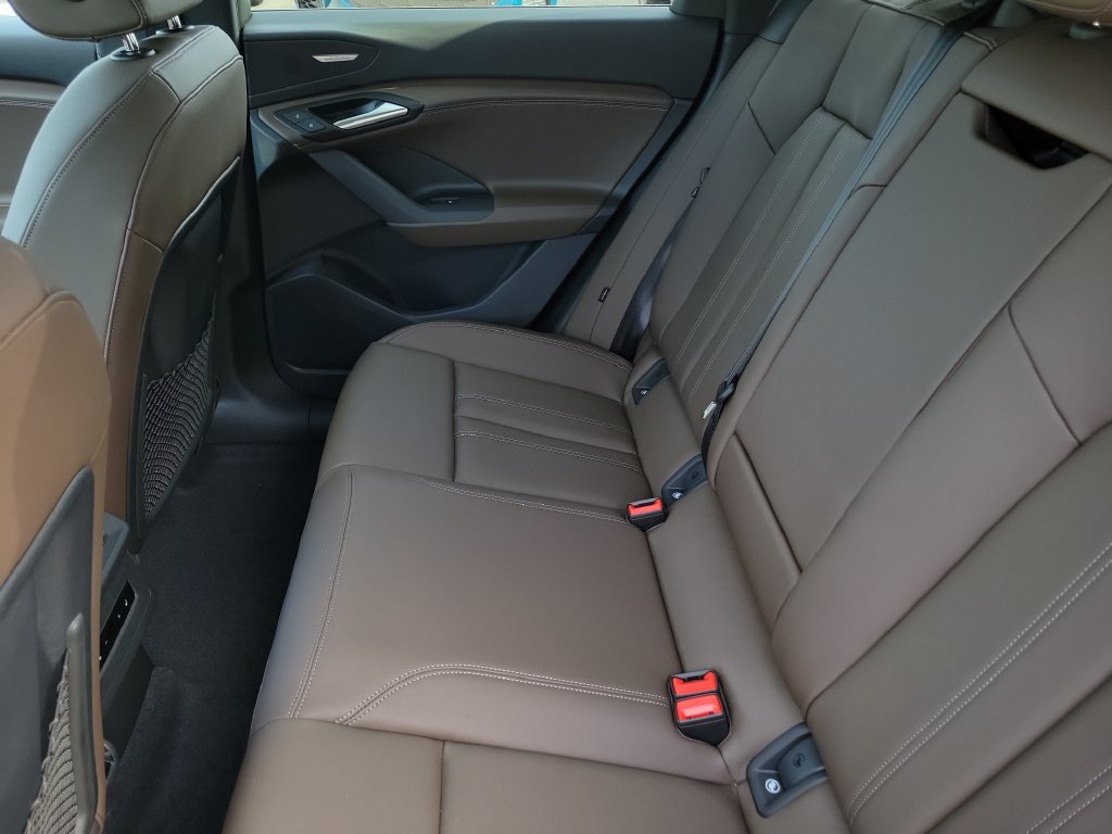 New 2027 Audi Q6 e-tron Premium Plus RWD image 26