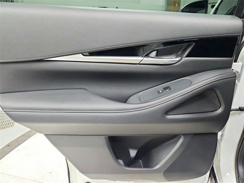 Used 2025 INFINITI QX60 Pure image 41