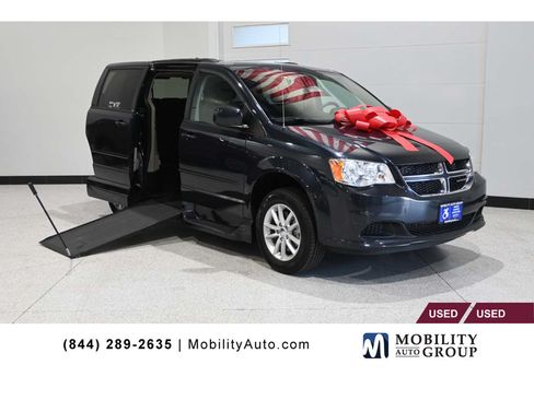Used 2014 Dodge Grand Caravan SXT FWD image 1