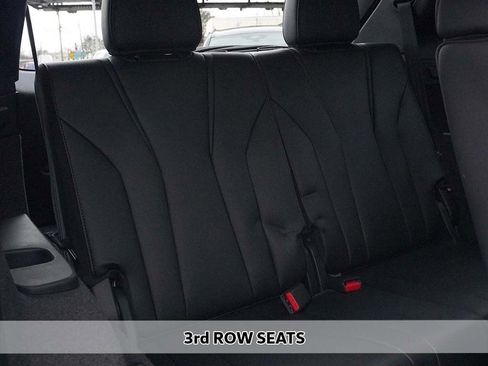 Used 2023 Acura MDX A-Spec image 9