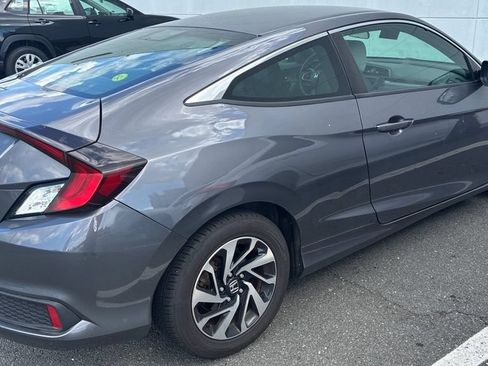 Used 2018 Honda Civic LX image 8