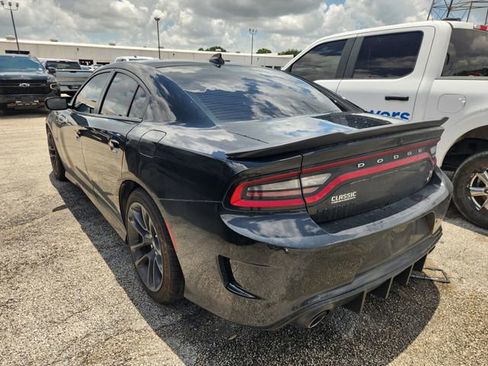 Used 2021 Dodge Charger Scat Pack RWD image 4