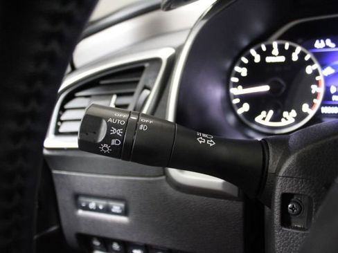 Used 2024 Nissan Murano SL image 40