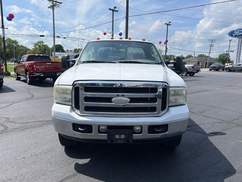 Used 2005 Ford F350 XL image 13