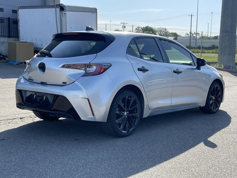 Used 2022 Toyota Corolla SE FWD image 5