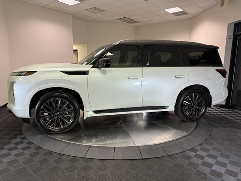 New 2026 INFINITI QX80 Autograph w/ Premium Cargo Package image 4