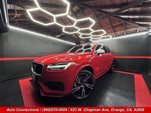Used 2018 Volvo XC90 T5 R-Design w/ Convenience Package FWD image 2