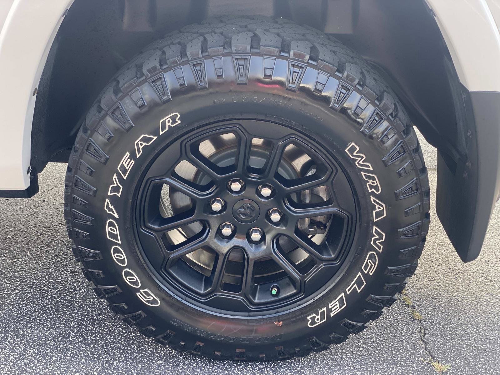Used 2022 RAM 1500 Limited AWD/4WD image 17
