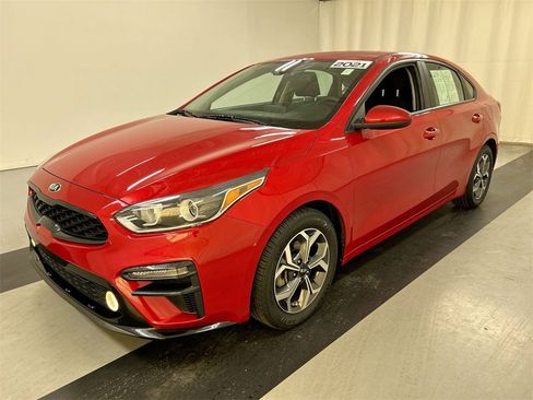 Used 2021 Kia Forte LXS image 5