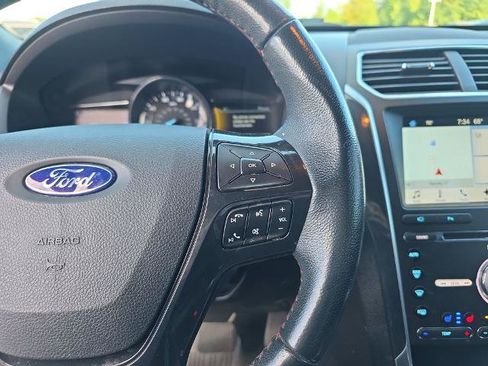 Certified 2017 Ford Explorer Sport w/ Equipment Group 401A AWD/4WD image 28