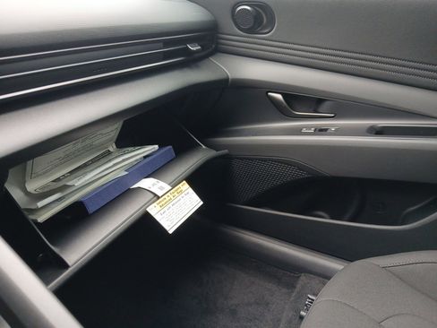 New 2026 Hyundai Elantra Sport image 22