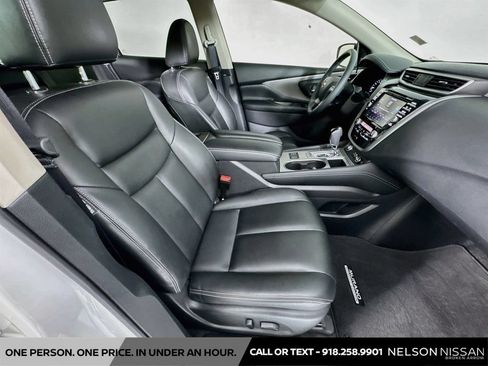 Used 2024 Nissan Murano SV w/ SV Midnight Edition Package AWD/4WD image 27