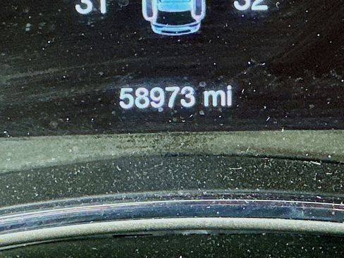 Used 2021 Jeep Grand Cherokee Laredo X image 32