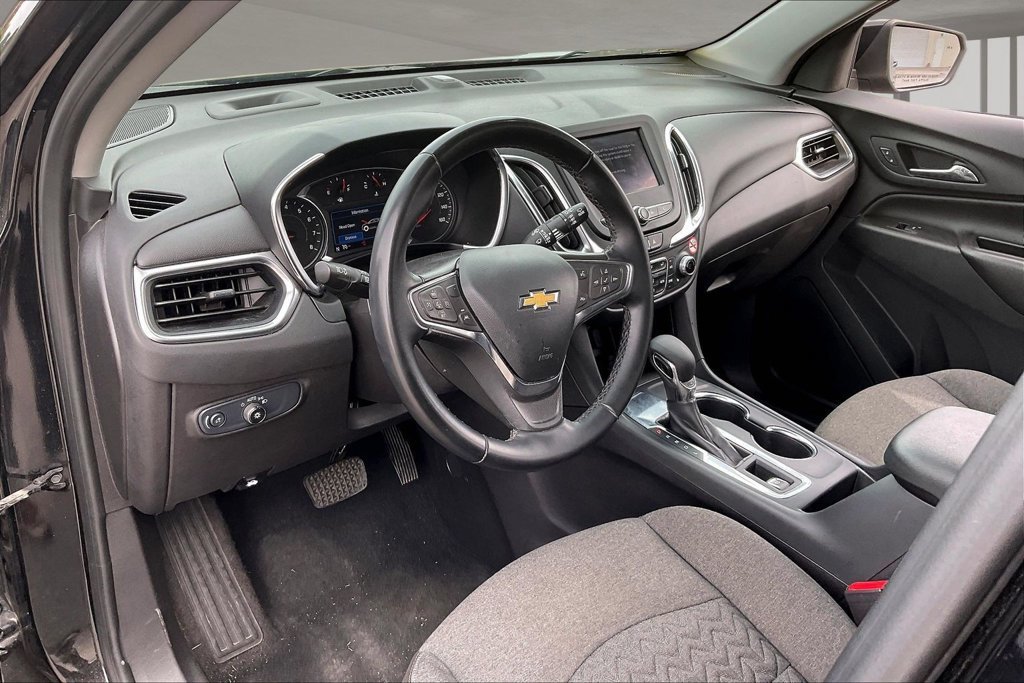 Used 2024 Chevrolet Equinox LT FWD image 16