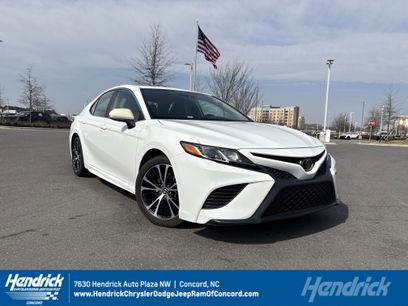 Used 2020 Toyota Camry SE