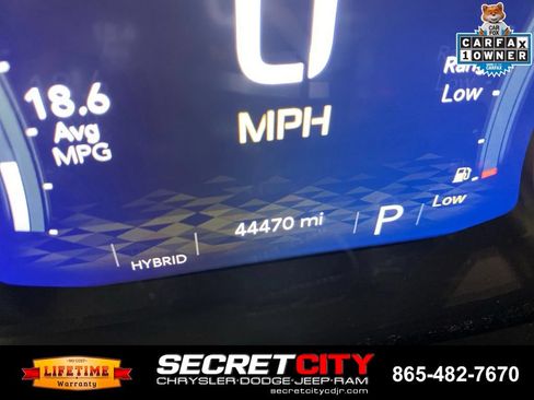 Used 2022 Jeep Wrangler Unlimited Sahara AWD/4WD image 18