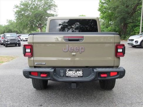 Used 2020 Jeep Gladiator Rubicon w/ Dual Top Group AWD/4WD image 8