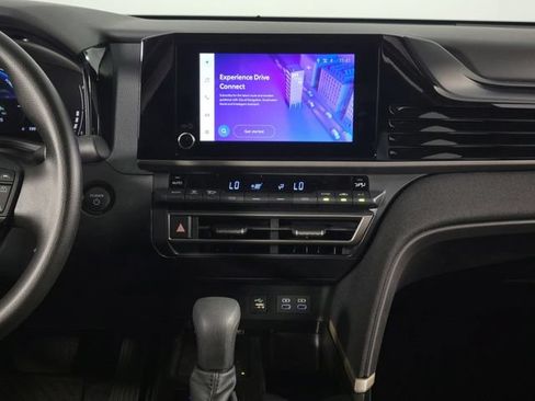 Used 2026 Toyota Camry LE w/ Convenience Package FWD image 22