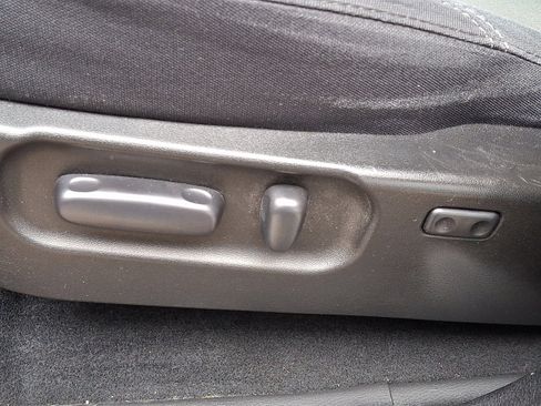 Used 2021 Toyota Tacoma TRD Sport image 17