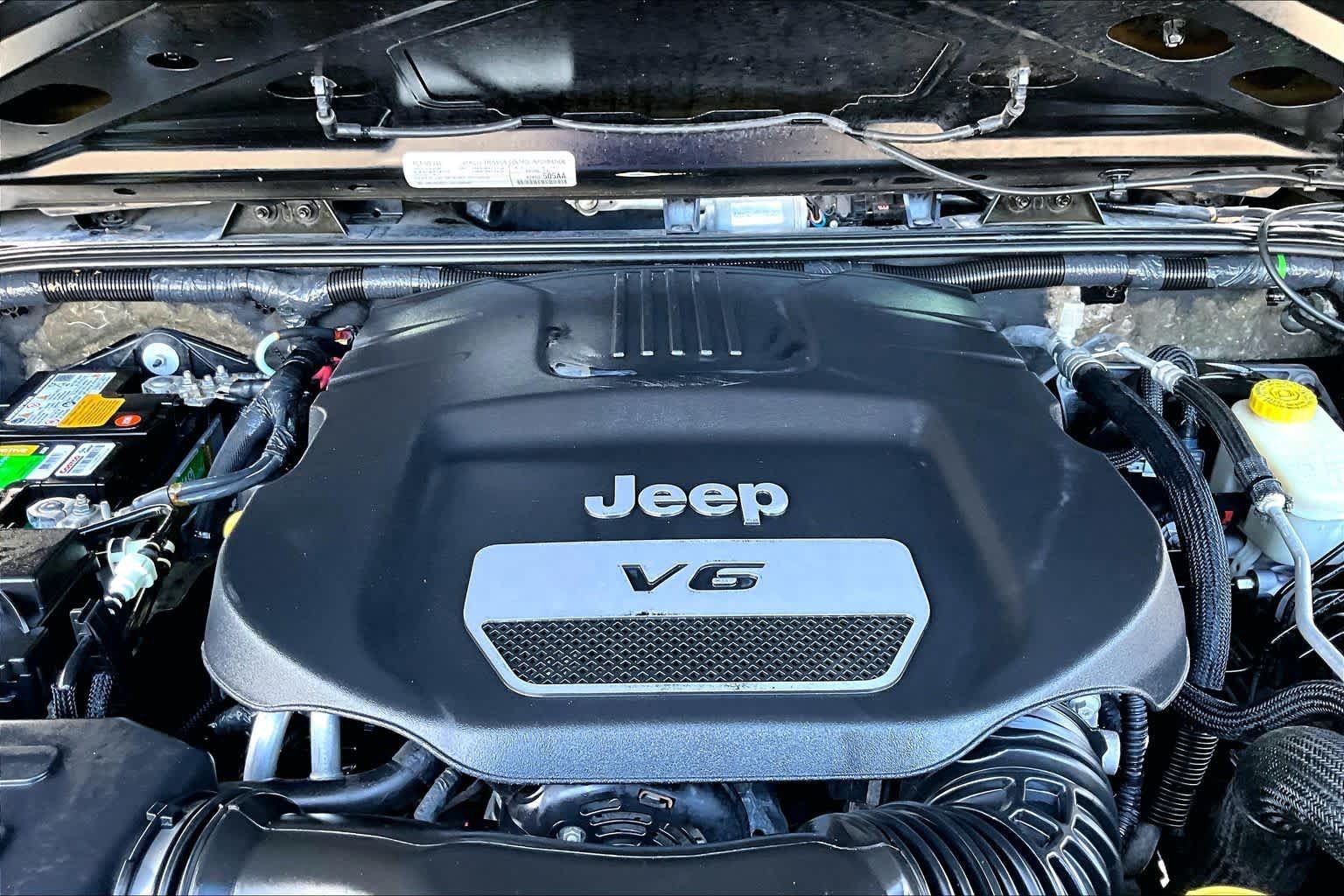 Used 2016 Jeep Wrangler Sport AWD/4WD image 35