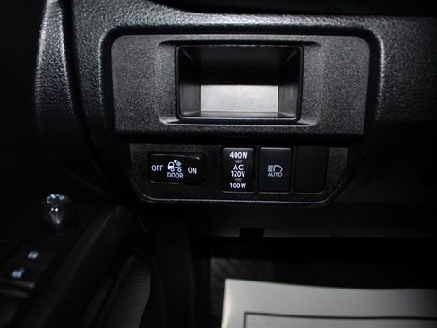 Used 2019 Toyota Tacoma TRD Sport RWD image 24