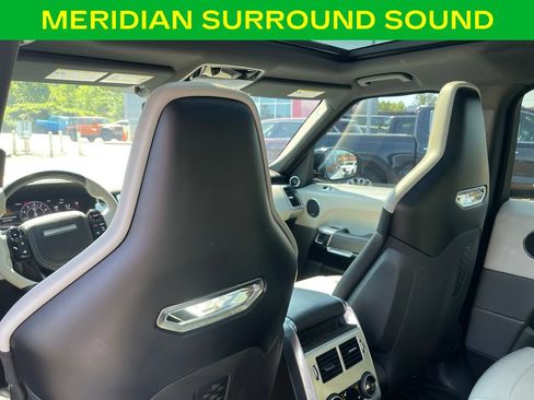 Used 2019 Land Rover Range Rover Sport SVR AWD/4WD image 14