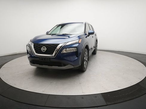 Used 2021 Nissan Rogue SV AWD/4WD image 12