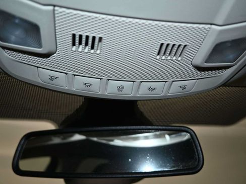 Used 2023 Ford Edge SEL AWD/4WD image 16