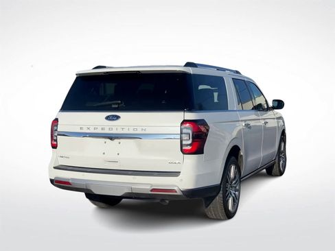 Used 2022 Ford Expedition Max Limited image 8