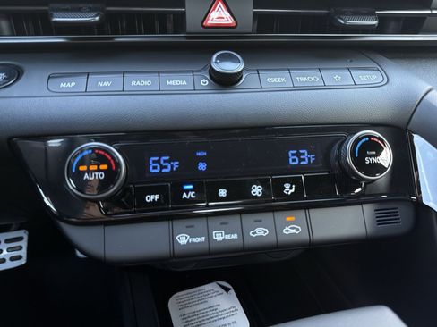 New 2026 Hyundai Elantra Sport FWD image 19