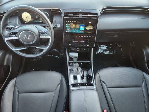 Used 2024 Hyundai Santa Cruz XRT image 2