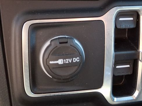 Certified 2022 Jeep Wrangler Unlimited Sport AWD/4WD image 24