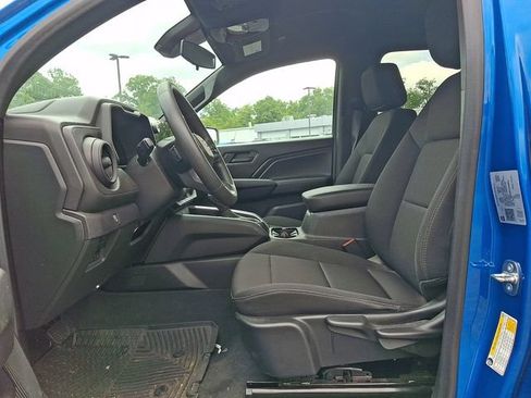 Used 2023 Chevrolet Colorado W/T w/ Advanced Trailering Package AWD/4WD image 13