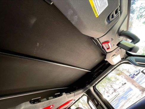 Used 2022 Jeep Gladiator Rubicon w/ Trailer Tow Package image 23