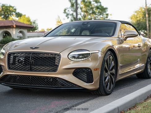 Used 2026 Bentley Continental GTC AWD/4WD image 19