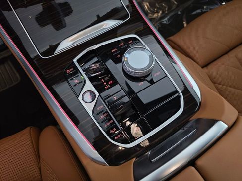 New 2026 BMW X5 M60i image 15