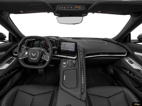 Used 2021 Chevrolet Corvette Stingray w/ Z51 Performance Package image 4