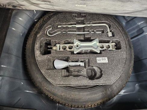 Used 2024 Honda Civic Sport image 39