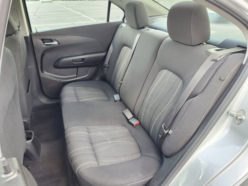 Used 2017 Chevrolet Sonic LT image 9
