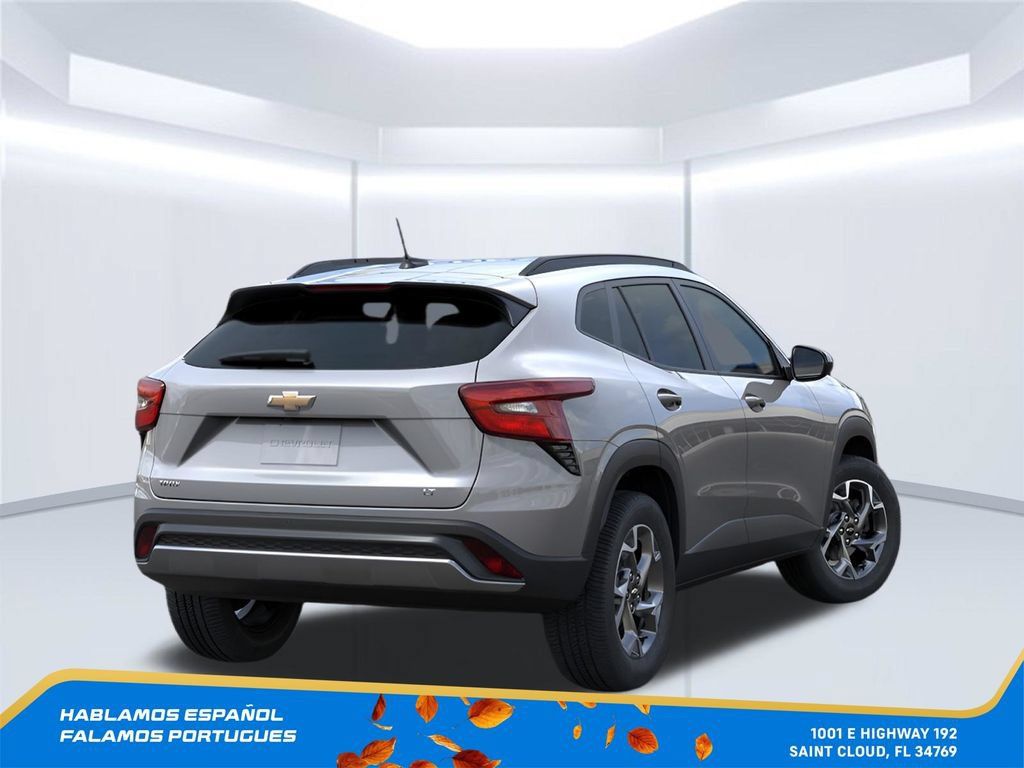 New 2026 Chevrolet Trax LT w/ Driver Confidence Package FWD image 4